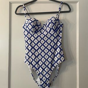 J.Crew SZ Block Prints Underwire Swimsuit